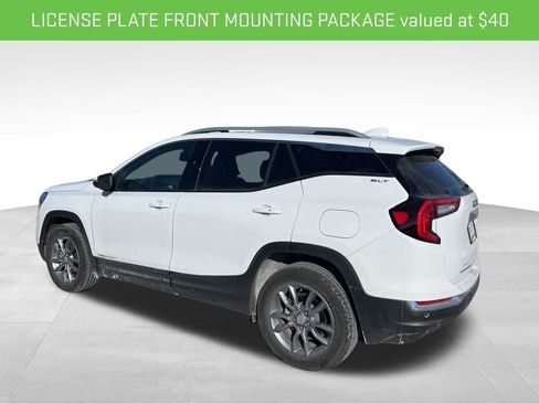 Used 2024 GMC Terrain SLT image 7
