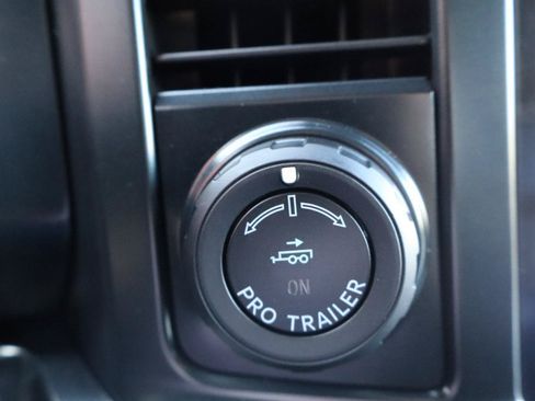 Used 2023 Ford F250 Lariat w/ Lariat Ultimate Package AWD/4WD image 22