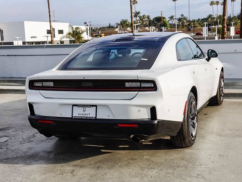 New 2026 Dodge Charger R/T AWD/4WD image 9