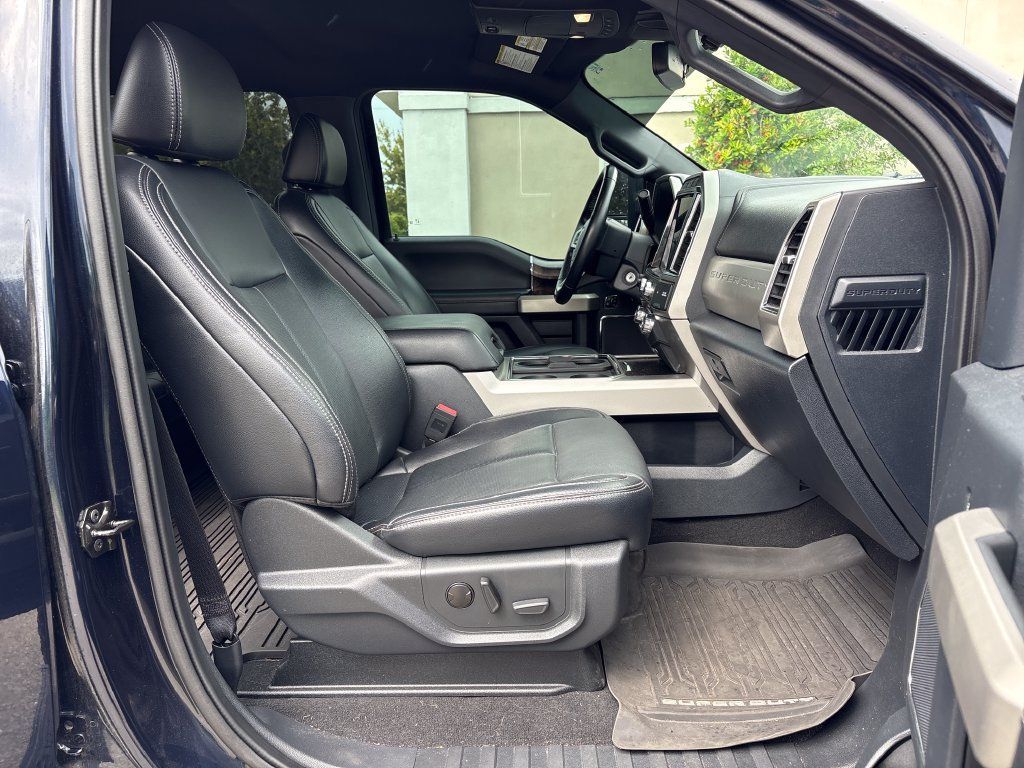 Used 2022 Ford F250 Lariat w/ Lariat Value Package AWD/4WD image 6