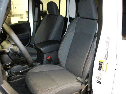 New 2026 Jeep Gladiator Sport image 23