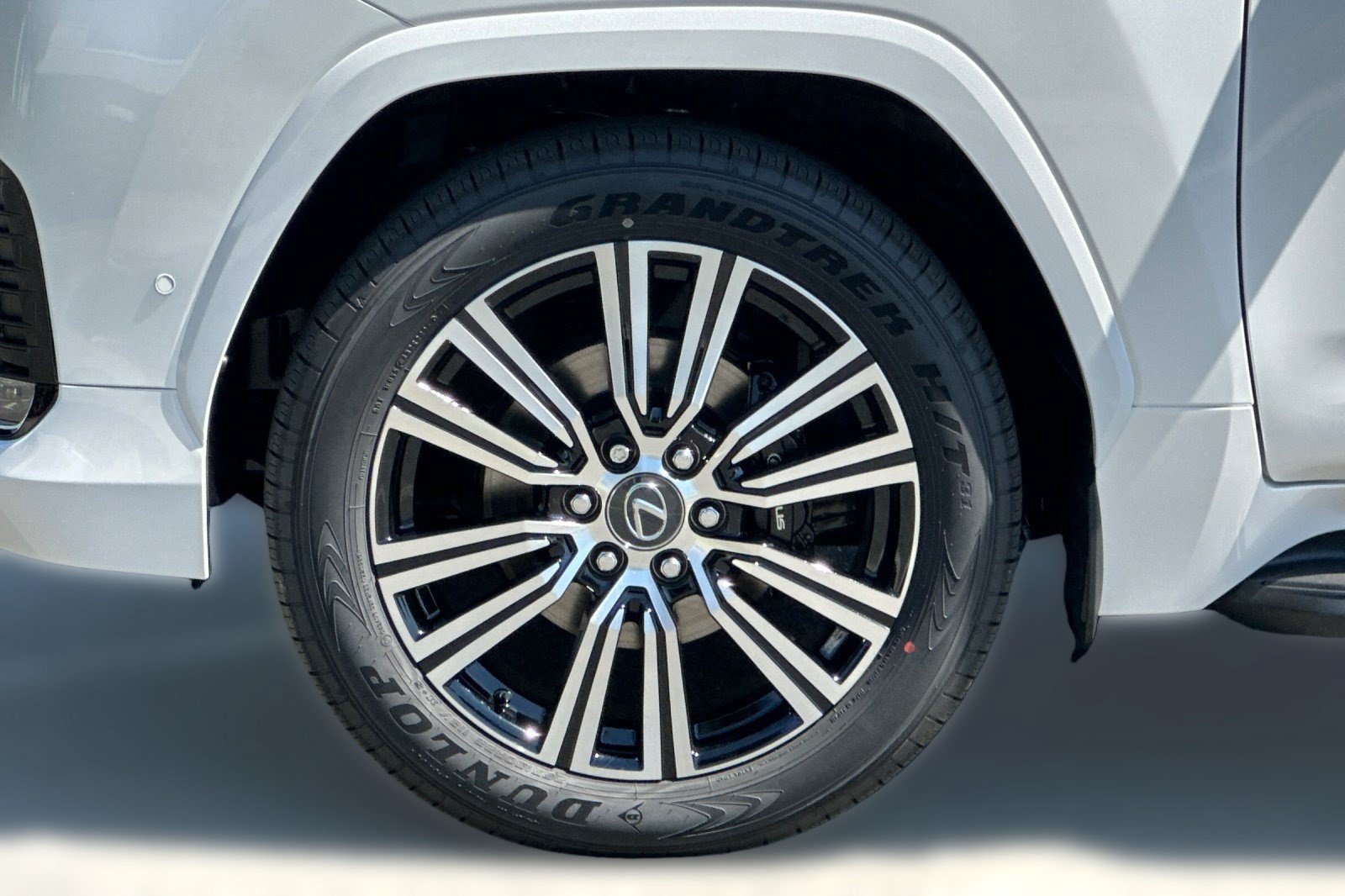 New 2026 Lexus LX 700h Luxury w/ Accessory Package (Z1) AWD/4WD image 13