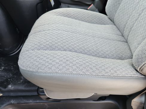 New 2025 Chevrolet Express 2500 image 26