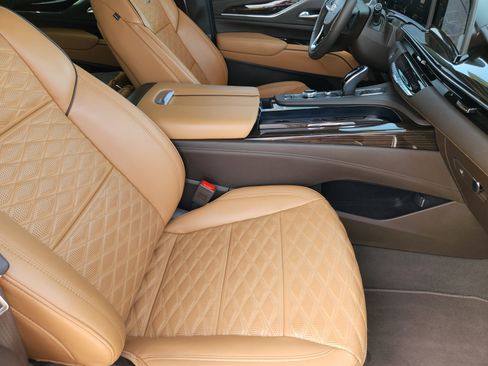 Certified 2024 Cadillac Escalade Premium Luxury w/ Performance Package image 14