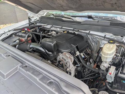 Used 2015 Chevrolet Silverado 3500 W/T AWD/4WD image 11