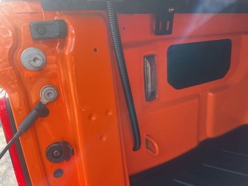 Used 2025 Jeep Gladiator Mojave w/ Safety Group image 26