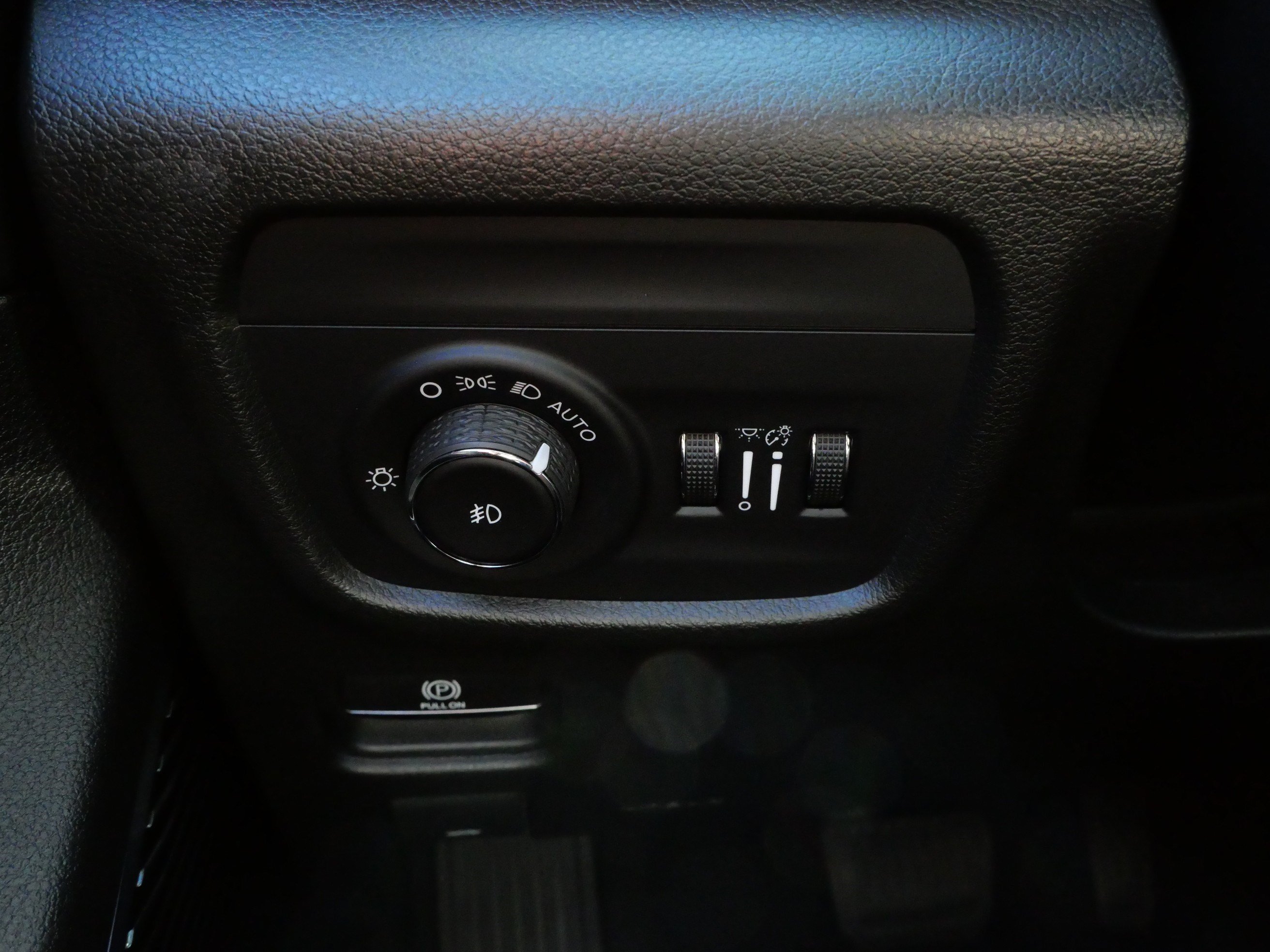 Used 2021 Jeep Grand Cherokee L Overland AWD/4WD image 26