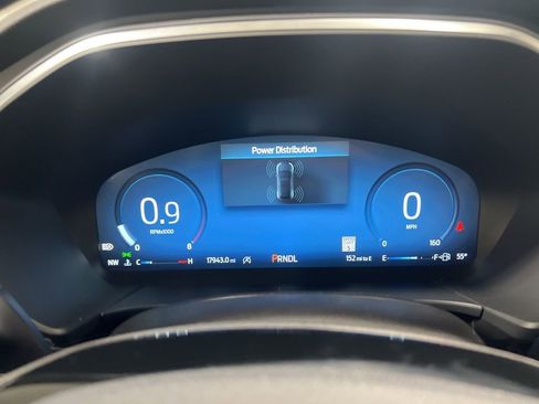 Used 2025 Ford Escape Platinum image 19