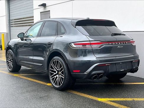 Certified 2023 Porsche Macan AWD/4WD image 3