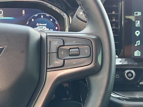 Certified 2025 Chevrolet Silverado 2500 ZR2 w/ Technology Package AWD/4WD image 29
