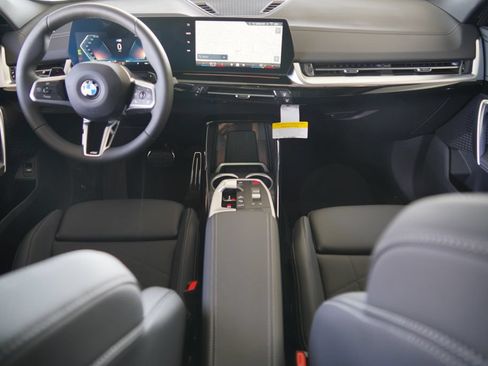 New 2026 BMW X2 xDrive28i w/ M Sport Package AWD/4WD image 12
