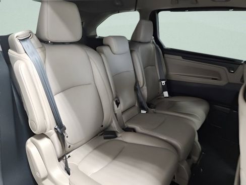Used 2024 Honda Odyssey Touring image 21