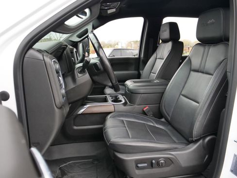 Used 2022 Chevrolet Silverado 3500 High Country image 3