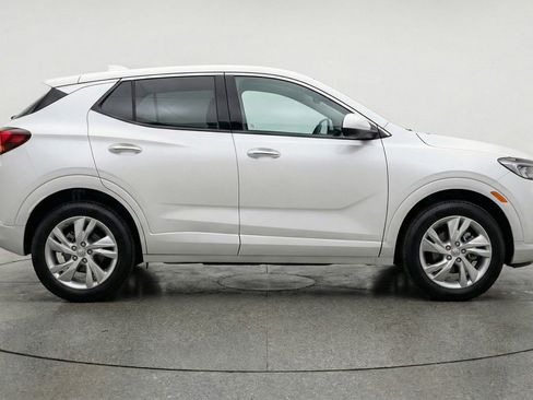 Used 2025 Buick Encore GX Preferred AWD/4WD image 11