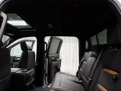 Used 2024 GMC Sierra 2500 AT4 w/ AT4 Premium Plus Package image 15