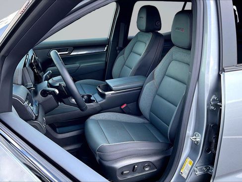 Used 2026 GMC Terrain AT4 w/ Convenience Package III AWD/4WD image 26