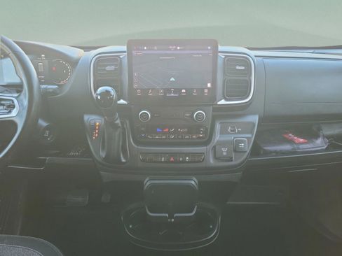 Used 2023 RAM ProMaster 2500 w/ Driver Convenience Group image 9