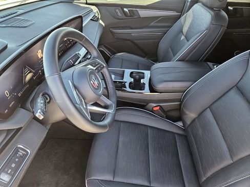 Used 2025 Buick Enclave Sport Touring image 13