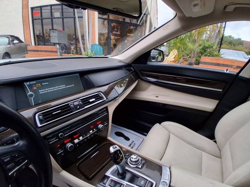 Used 2012 BMW 740i RWD image 15