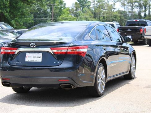 Used 2015 Toyota Avalon XLE Touring FWD image 8