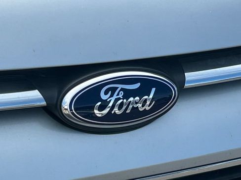Used 2015 Ford Transit Connect Titanium FWD image 9