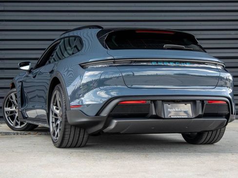Used 2025 Porsche Taycan 4 Cross Turismo image 46