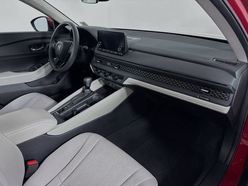 Certified 2023 Honda Accord EX image 25