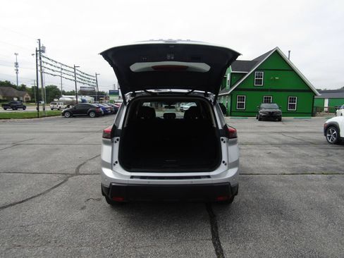 Used 2024 Nissan Rogue SV w/ SV Premium Package AWD/4WD image 7