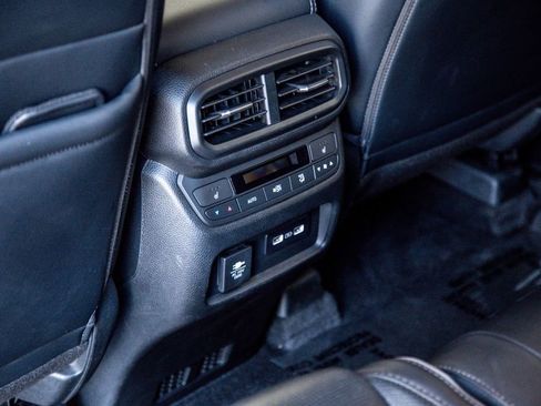 Used 2023 Honda Pilot Elite image 22