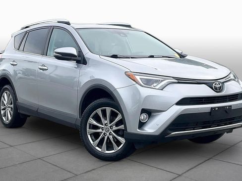 Used 2016 Toyota RAV4 Limited AWD/4WD image 3