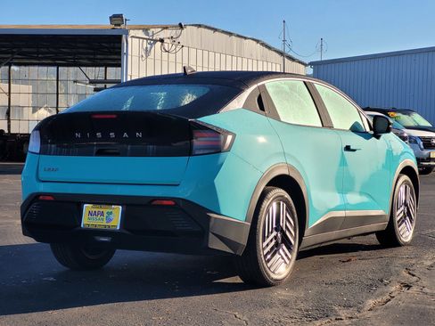 New 2026 Nissan Leaf SV+ w/ Floor Mat Package (SV+) image 5