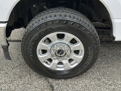 Used 2024 Ford F250 XLT w/ FX4 Off-Road Package image 9