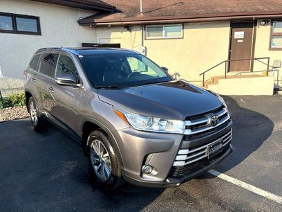 Used 2019 Toyota Highlander XLE