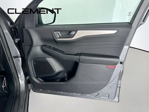 Certified 2022 Ford Escape SE FWD image 33