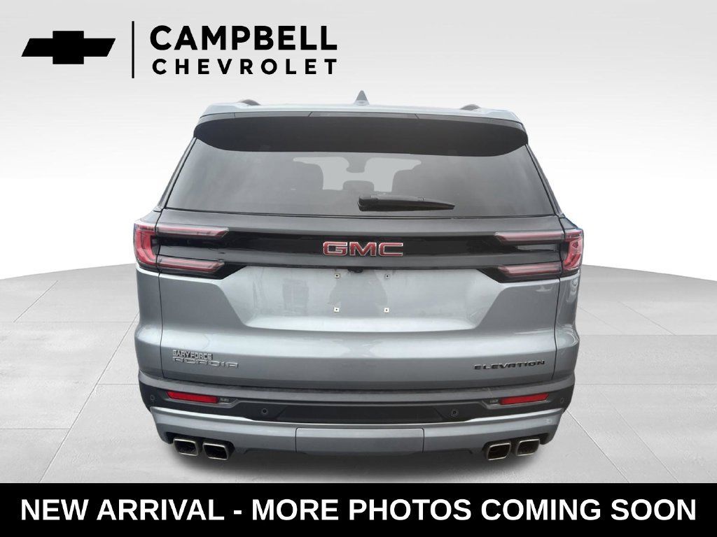 Used 2025 GMC Acadia Elevation FWD image 4