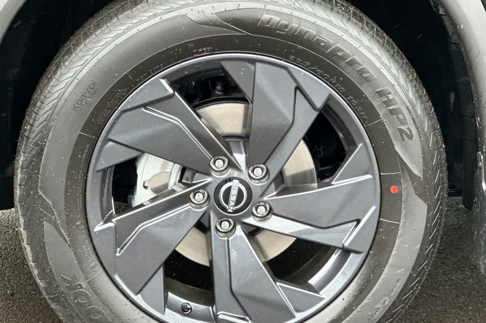 New 2026 Nissan Rogue SV AWD/4WD image 24
