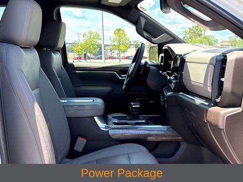 Used 2022 Chevrolet Silverado 1500 LTZ w/ LTZ Premium Package AWD/4WD image 10