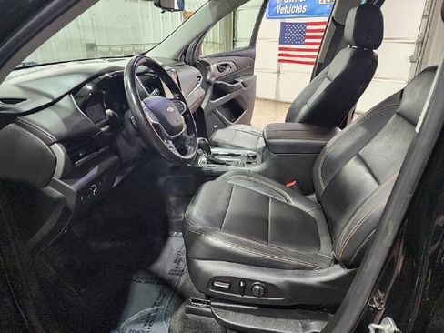 Used 2019 Chevrolet Traverse RS FWD image 9