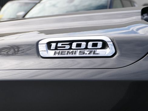 Used 2020 RAM 1500 Limited image 10