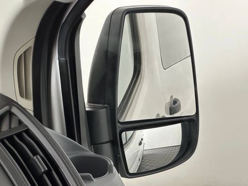 Used 2019 Ford Transit 350 XLT RWD image 22