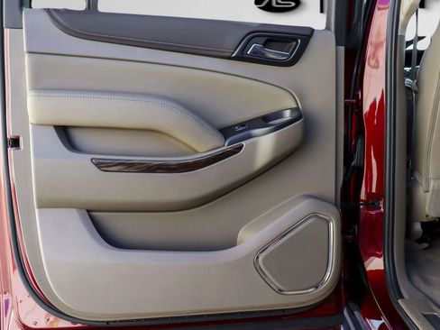 Used 2019 GMC Yukon XL SLT w/ Open Road Package image 28