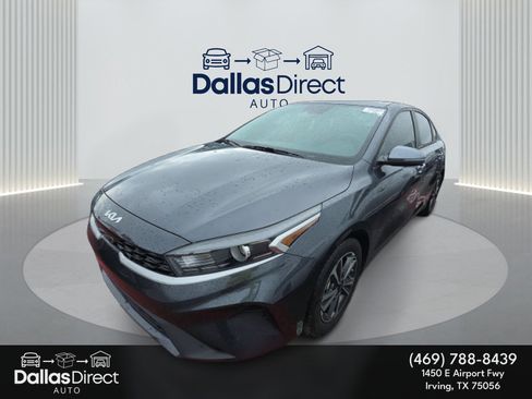 Used 2023 Kia Forte LXS w/ LXS Technology Package FWD image 1