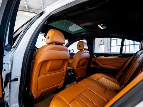 Used 2018 BMW 540i xDrive image 57