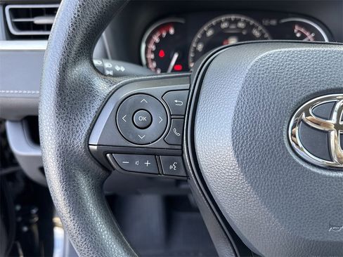 Used 2024 Toyota RAV4 LE image 20