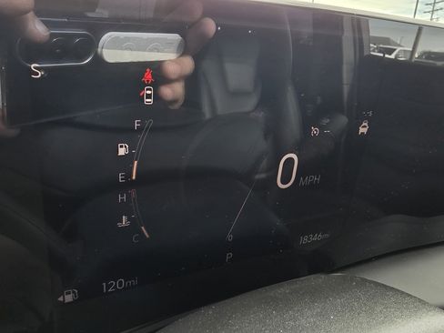 Used 2025 Buick Encore GX Sport Touring w/ Comfort Package image 15