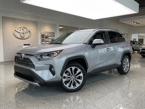 Used 2021 Toyota RAV4 Limited AWD/4WD image 1