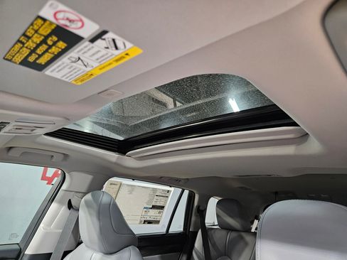 New 2026 Toyota Highlander Limited AWD/4WD image 13
