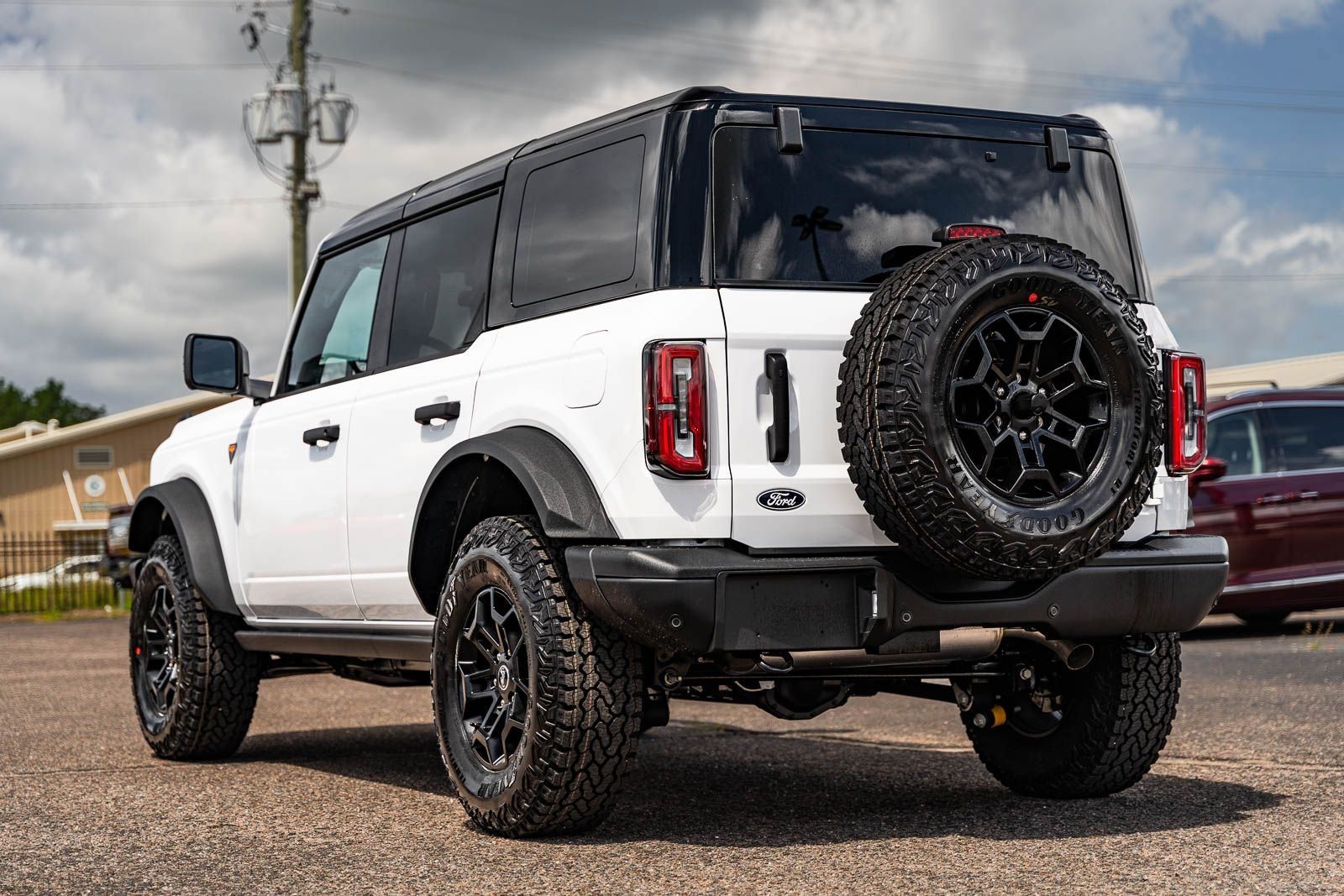 New 2026 Ford Bronco Badlands AWD/4WD image 3