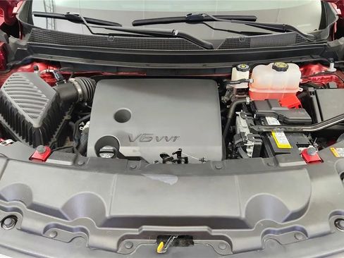 Used 2023 Chevrolet Traverse LT FWD image 20