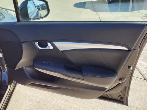 Used 2013 Honda Civic EX-L image 19